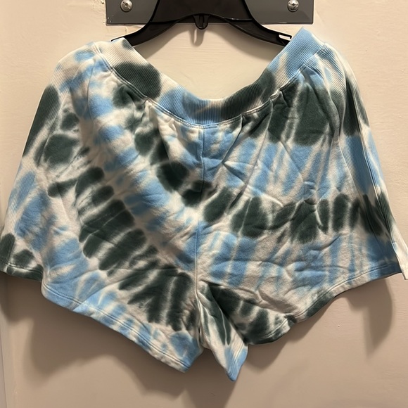 Luck Brand women’s shorts size Medium - Picture 2 of 2